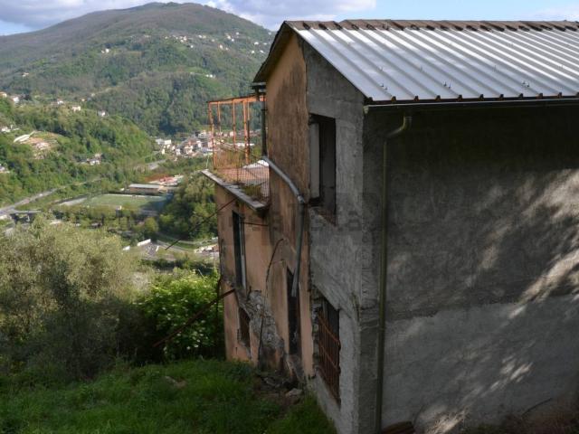 Rustico in vendita a Carasco, Liguria