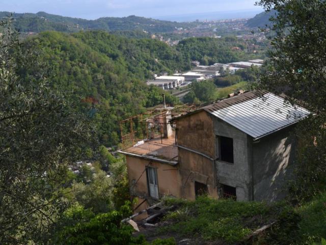 Rustico in vendita a Carasco, Liguria