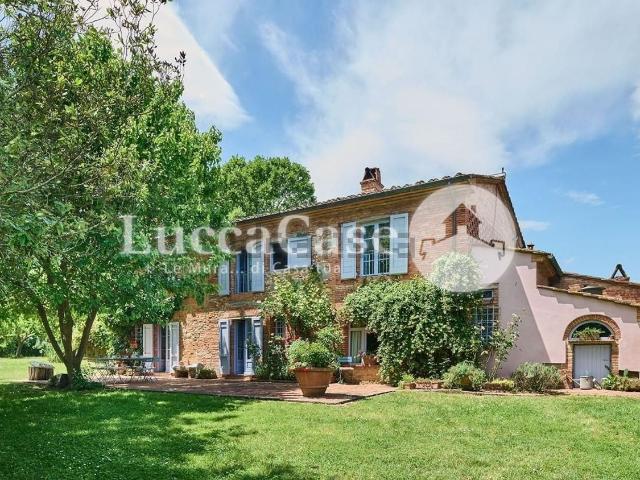 Rustico in vendita a Altopascio, Toscana