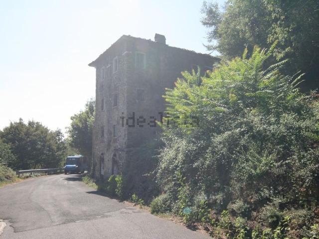 Rustico in vendita a Gildona, Carrara
