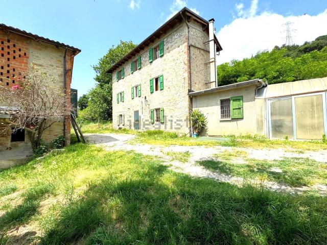Rustico in vendita a Unione dei comuni Savena-Idice, Loiano