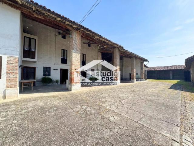 Rustico in vendita a Cremosano, Lombardia