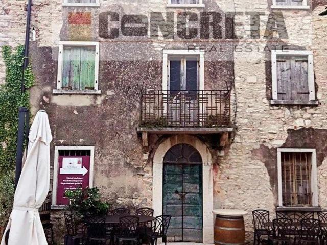 Rustico in vendita a Sant'ambrogio Di, Veneto