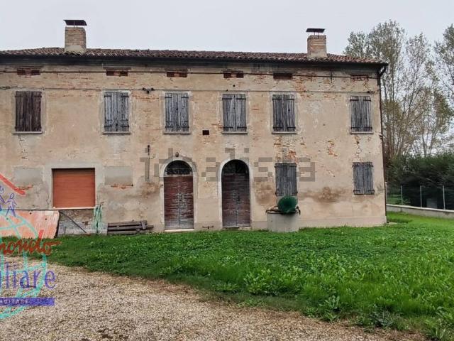 Rustico in vendita a Unione Alto Ferrarese, Cento
