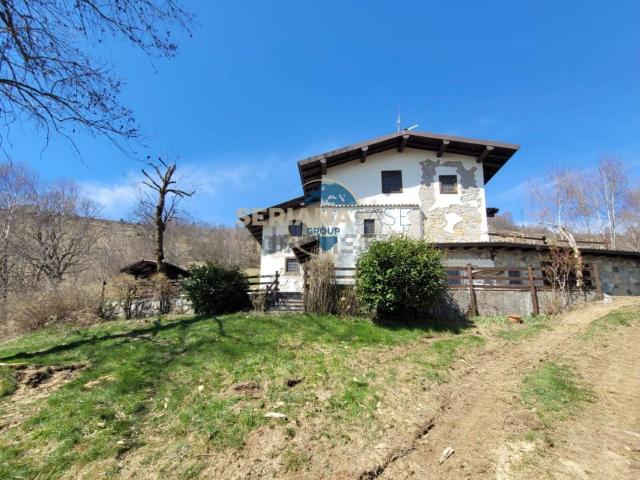 Rustico in vendita a Ganda, Aviatico