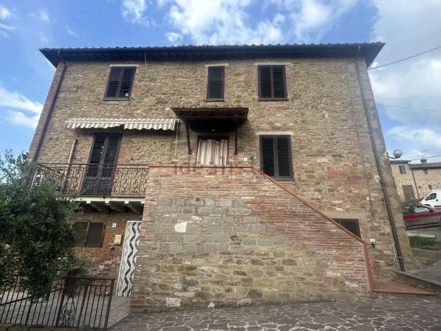 Rustico in vendita a Paciano, Umbria