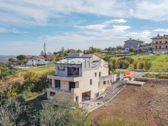 Rustico in vendita a Montescudo-Monte Colombo, Trarivi