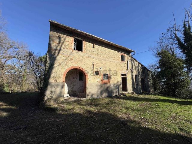 Rustico in vendita a Vicchio, Toscana