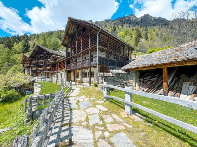 Rustico in vendita a Piemonte, Vercelli