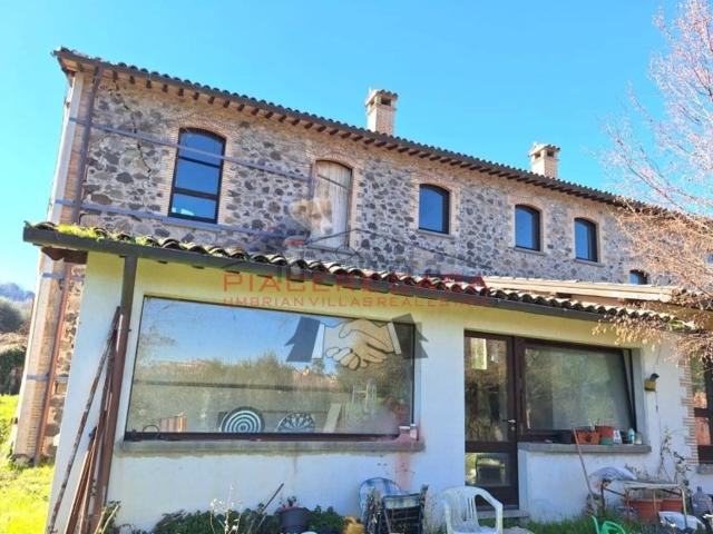 Rustico in vendita a Sferracavallo, Orvieto