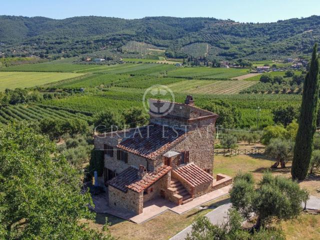 Rustico in vendita a Cerqueto, Passignano Sul Trasimeno