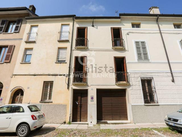 Rustico in vendita a Valletta Paiolo, San Giorgio Di Mantova