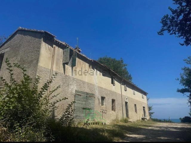 Rustico in vendita a Villa Giulia, Marche