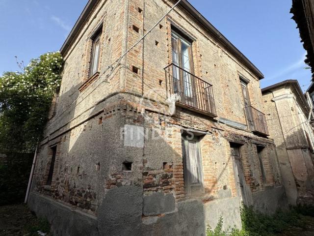 Rustico in vendita a Calabria, Reggio Calabria
