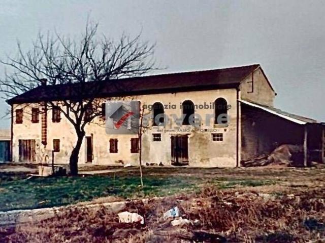 Rustico in vendita a Le Marche, Breda di Piave