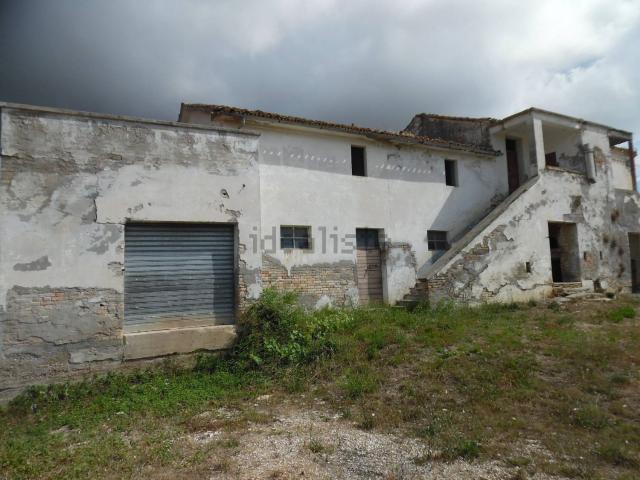 Rustico in vendita a Sant'Anna, Marche