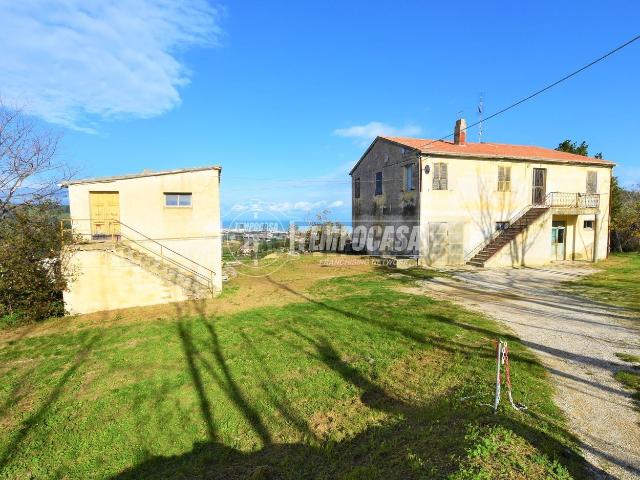 Rustico in vendita a Marche, Fermo