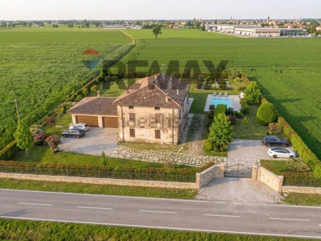 Rustico in vendita a Busseto, Reggio Emilia