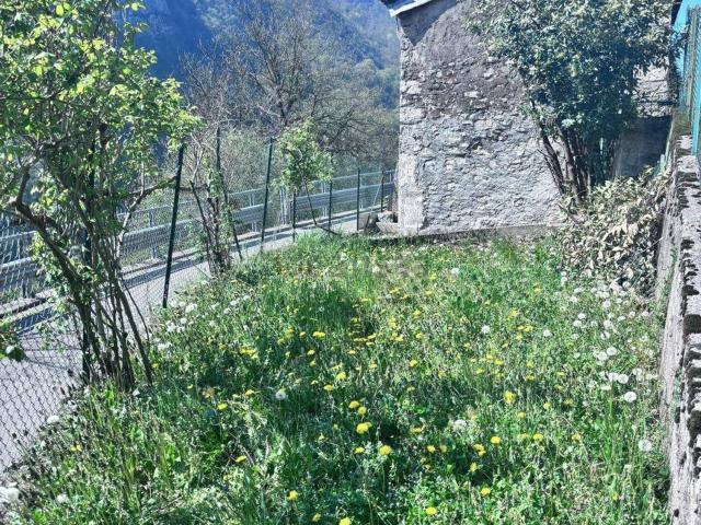 Rustico in vendita a Comunità Montana della Valle Brembana, Zogno