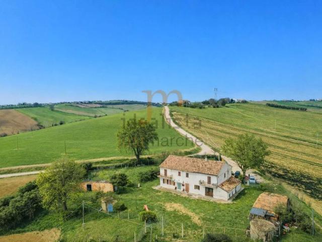 Rustico in vendita a Marche, Pesaro E Urbino