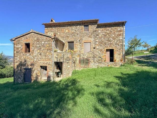 Rustico in vendita a Ficulle, Terni
