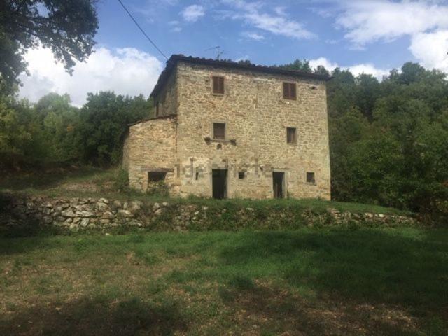 Rustico in vendita a Castel Focognano, Toscana