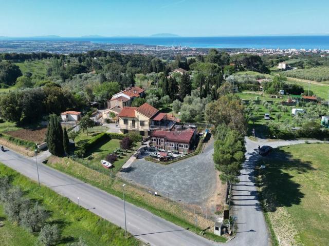 Rustico in vendita a Rosignano Marittimo, Toscana