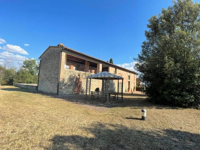Rustico in vendita a Coroncina, Siena