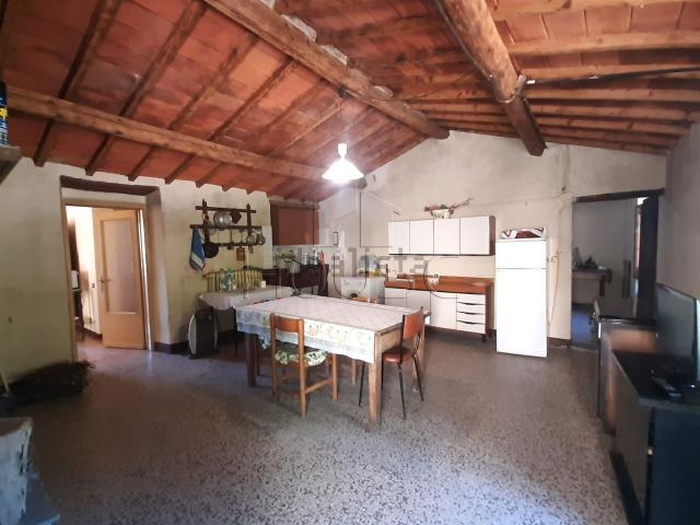Rustico in vendita a Randolo, Cenerente
