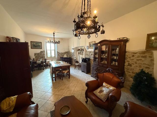 Rustico in vendita a Castiglione della Pescaia, Grosseto