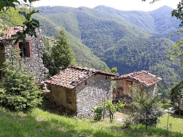 Rustico in vendita a Unione dei comuni Media Valle del Serchio, Pescaglia