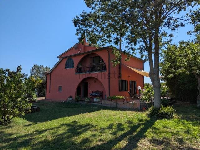 Rustico in vendita a Campagnatico, Toscana