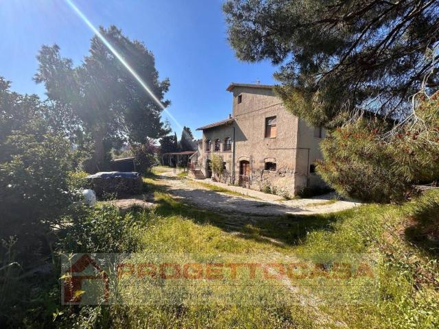 Rustico in vendita a Valle Senzana, Ascoli Piceno