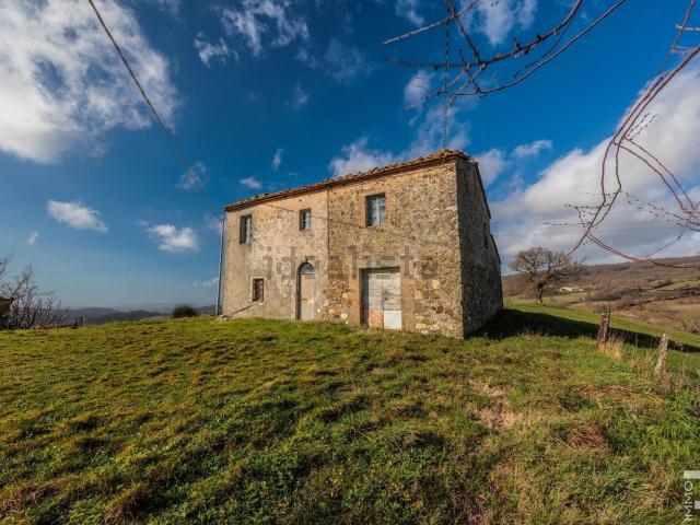 Rustico in vendita a Unione di Comuni Montani Colline del Fiora, Manciano