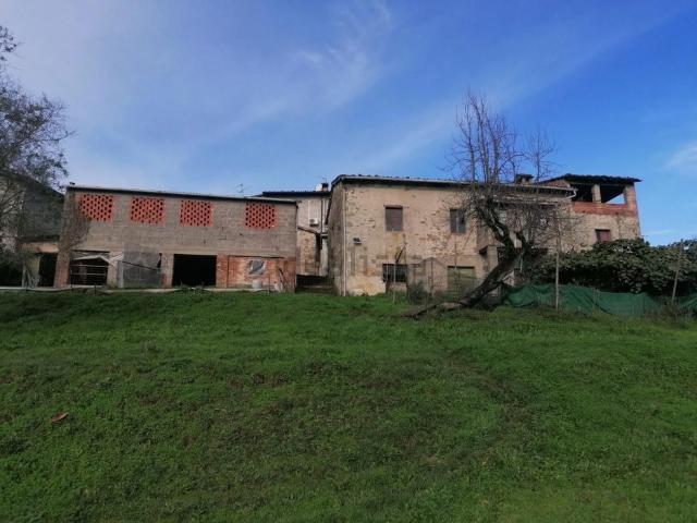 Rustico in vendita a Uzzano E Castello, Toscana