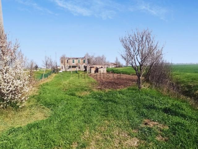 Rustico in vendita a Unione Alto Ferrarese, Bondeno