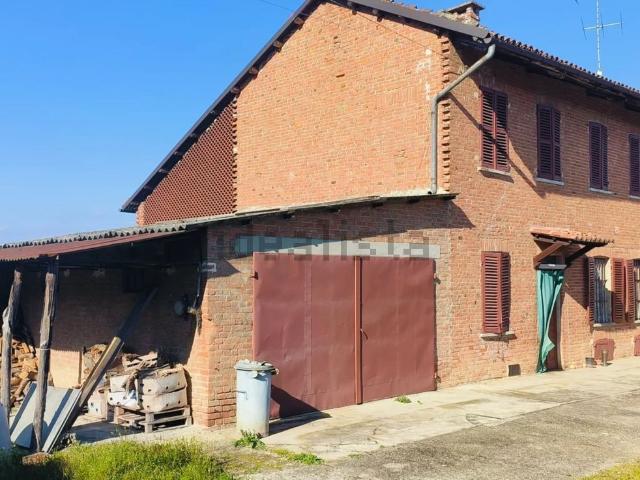 Rustico in vendita a Piemonte, Asti