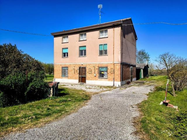 Rustico in vendita a Voghiera, Reggio Emilia