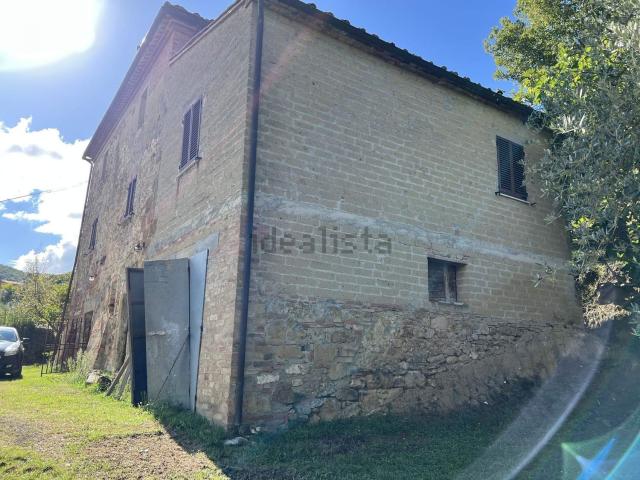 Rustico in vendita a Abbadia Di Montepulciano, Toscana
