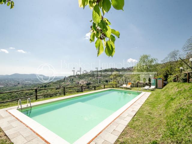 Rustico in vendita a Bagni Di Lucca Ponte, Toscana