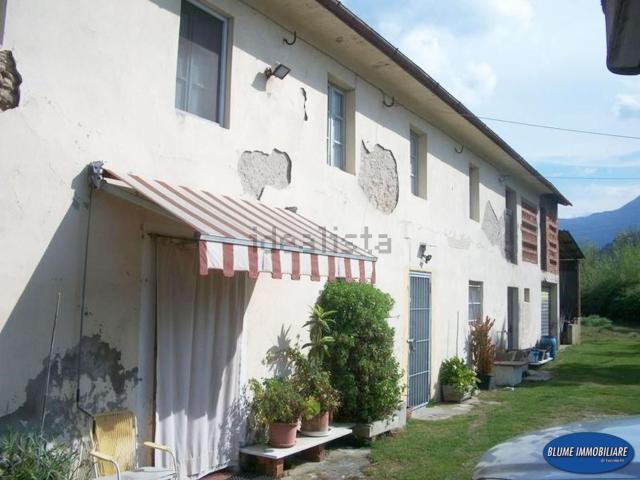 Rustico in vendita a Camaiore, Toscana