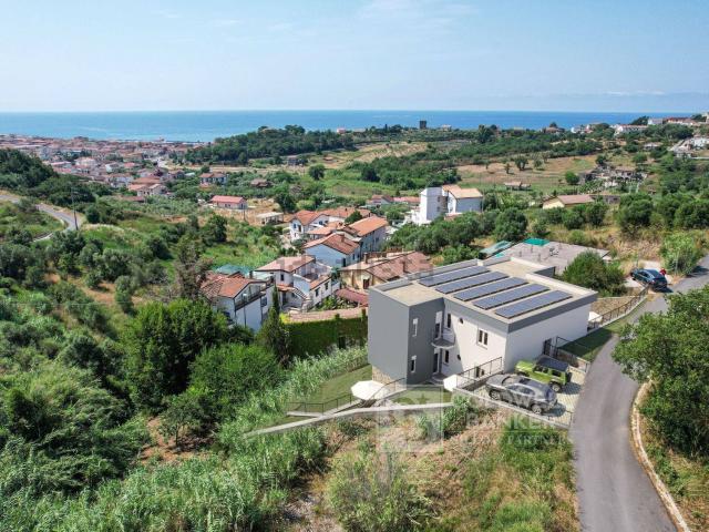 Rustico in vendita a Casal Velino Marina, Campania