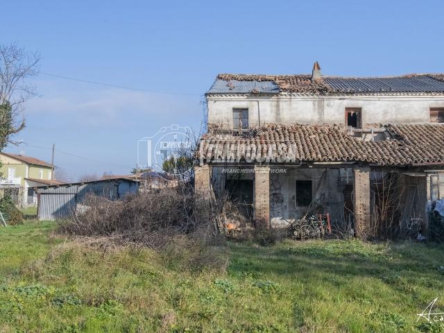 Rustico in vendita a Unione dei comuni Valle del Savio, Cesenà