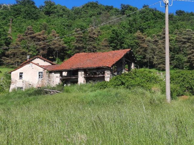 Rustico in vendita a Cairo Montenotte, Liguria