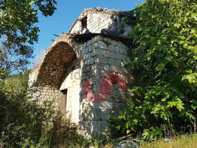 Rustico in vendita a Vitulano, Campania