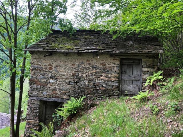 Rustico in vendita a Valle Cannobina, Piemonte