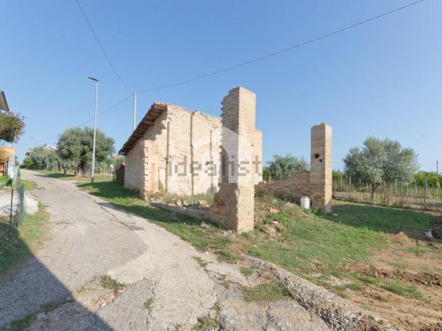 Rustico in vendita a Tollo, Abruzzo