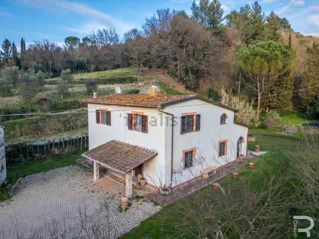 Rustico in vendita a San Miniato, Toscana