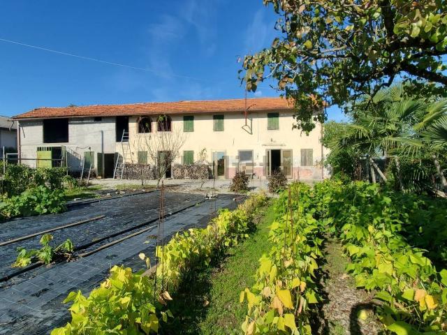 Rustico in vendita a Mansuè, Veneto