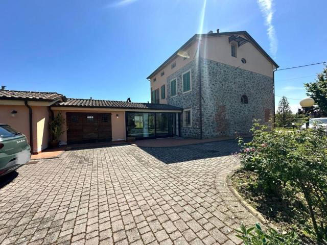 Rustico in vendita a Rughi, Porcari